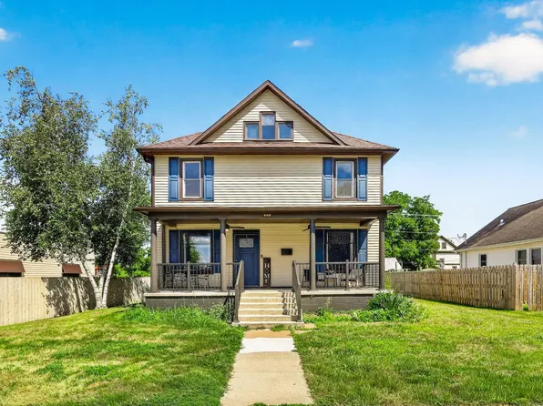 908 Monroe St, Sauk City, WI 53583