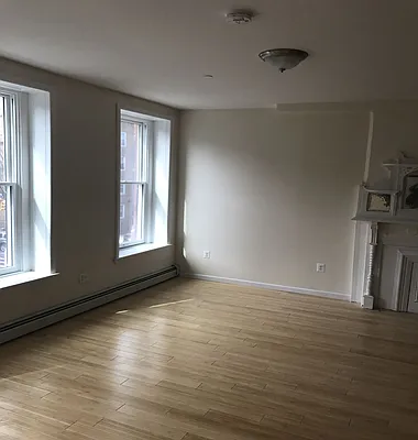 Rented by Elite Connect Real Estate | media 16