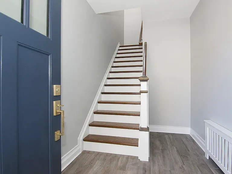 4110 20th Ave #2 — Photo 7