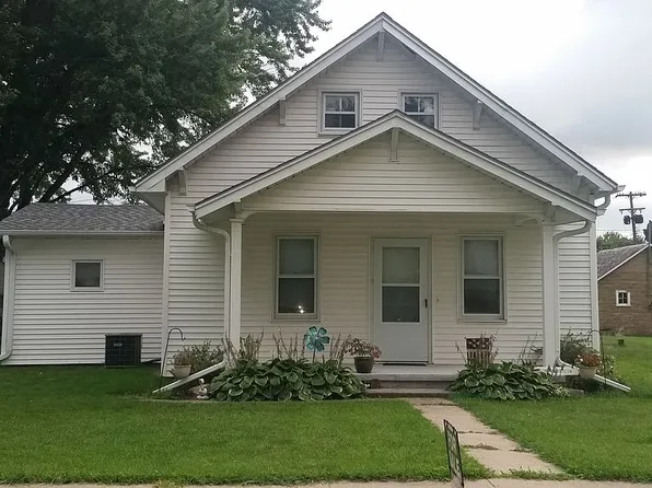 313 Waldstein Ave, Prague, NE 68050