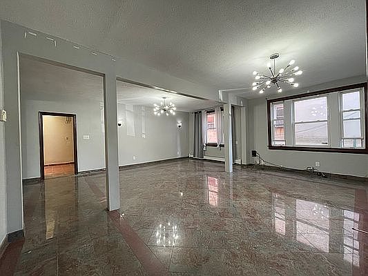 4th image of 3264 Cambridge Ave #1
