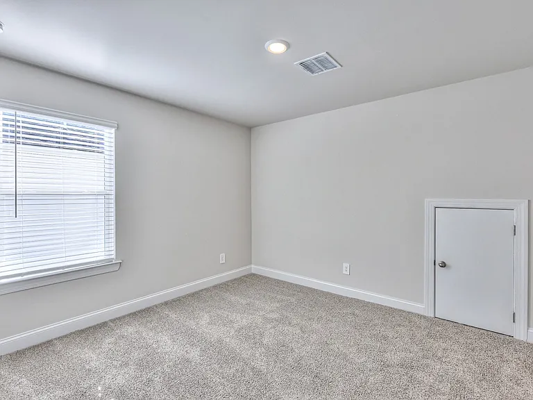 1291 Bluffton Cir — Photo 28