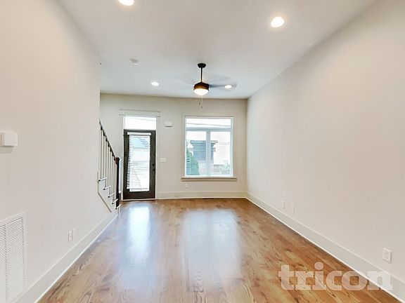 2nd image of 6813 Charlotte Pike Ste 3
