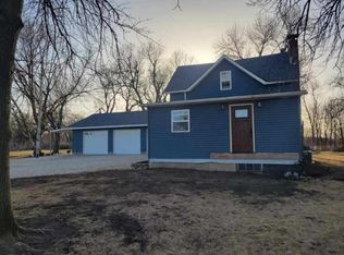 315 145th Ave, Ceylon, MN 56121