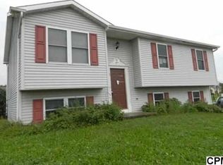 553 Jonathan St, Shippensburg, PA 17257