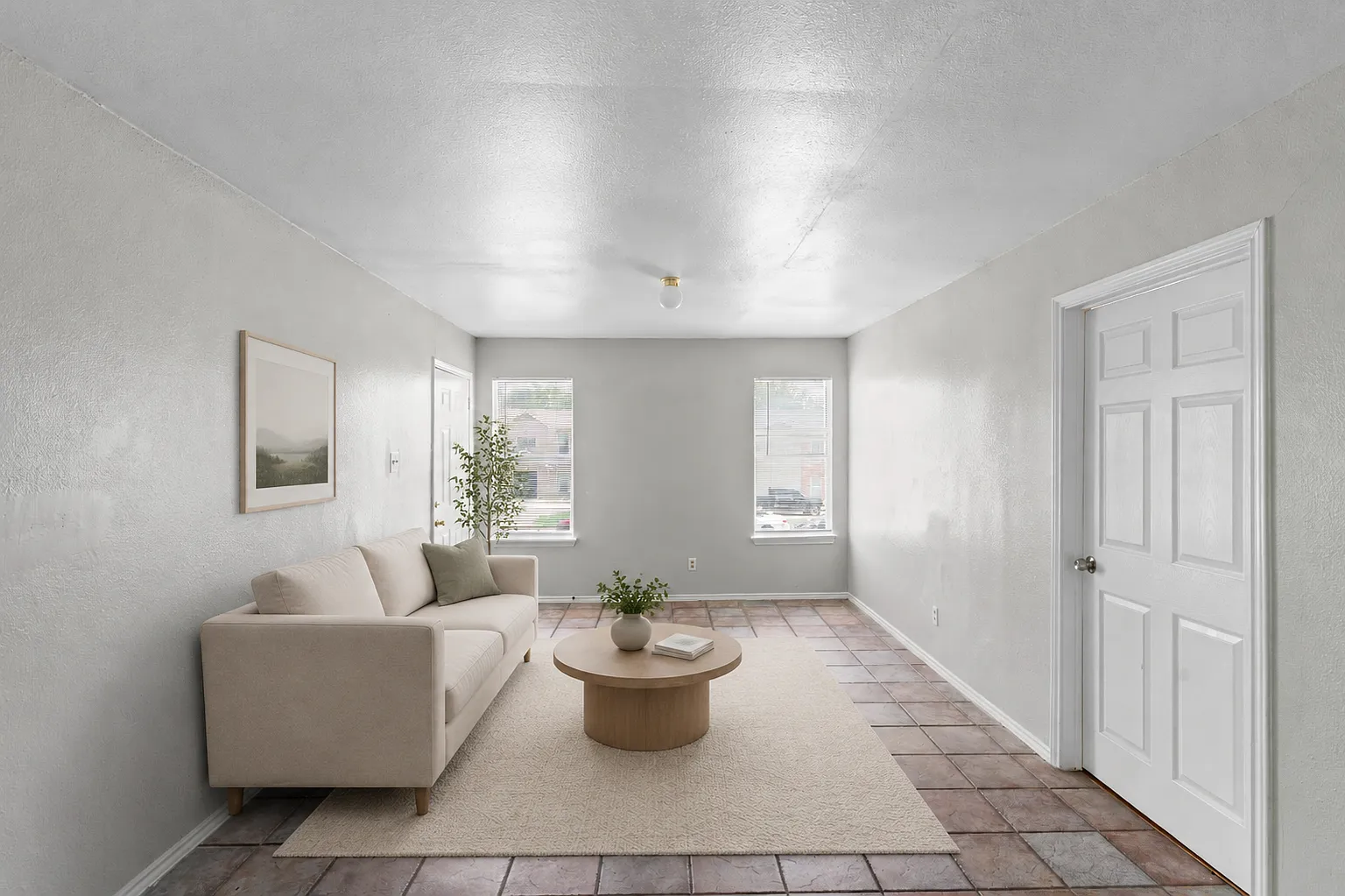 2 bed, 700 sqft, $1,250 — Photo 2