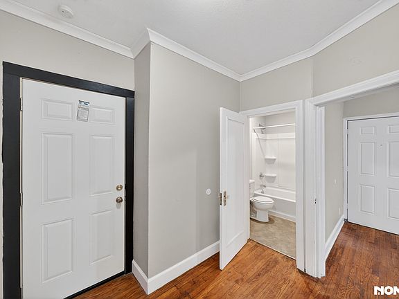 2nd image of 1614 Arlington Ave APT 3