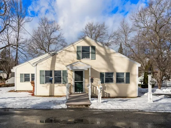 10 7th Ave, North Chelmsford, MA 01863