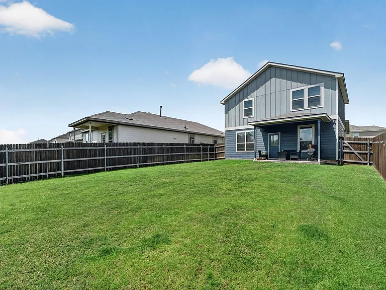 712 Black Alder St — Photo 17