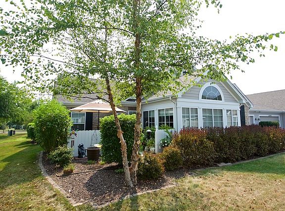 4th image of 23844 W Dayfield Dr