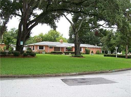 2nd image of 4302 W Beachway Dr