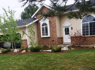 582 E 1500 S, Kaysville, UT 84037