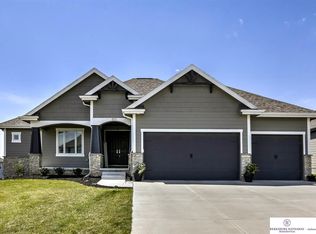 8110 S 193rd St, Gretna, NE 68028