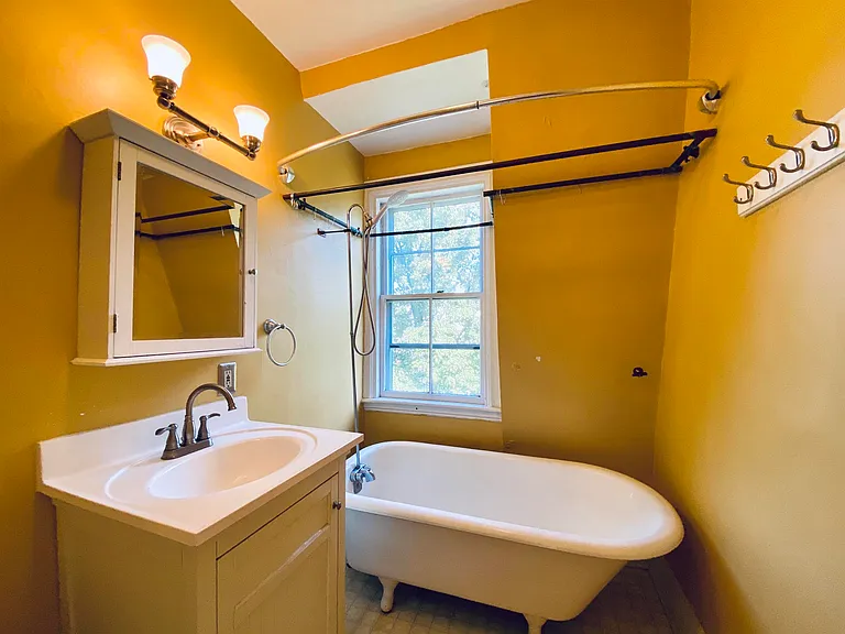 59 Manning St — Photo 10