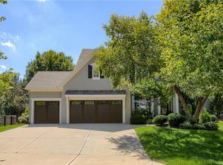 14724 Maple St, Overland Park, KS 66223