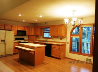 642 S Headquarters Rd, Grayling, MI 49738