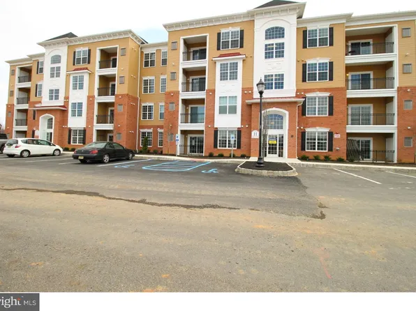 1137 Halifax Pl, Hamilton, NJ 08619