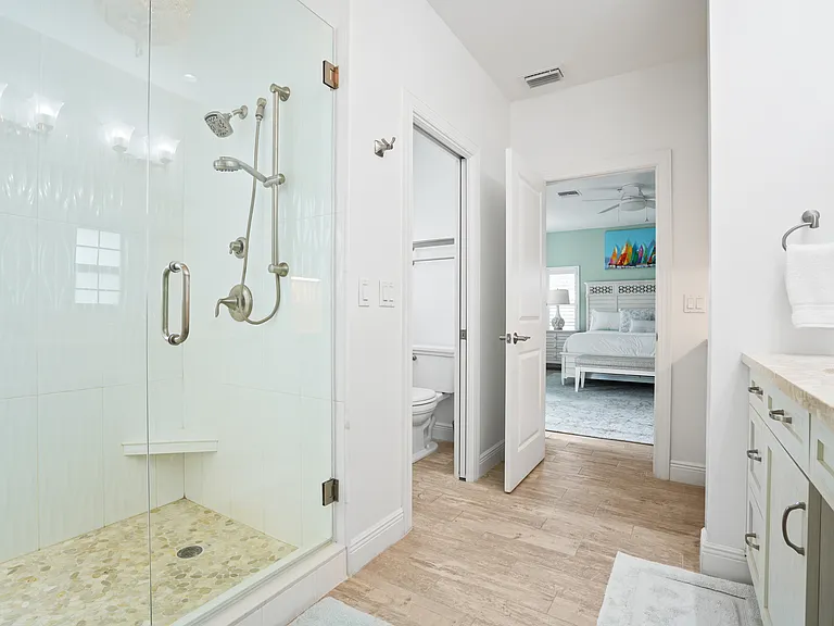 Primary bath