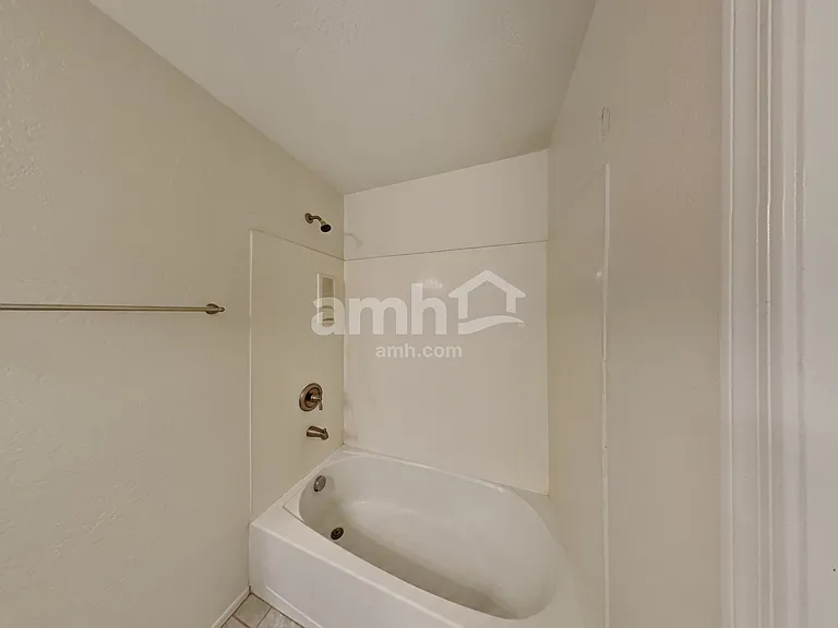 10123 E Isleta Ave — Photo 12