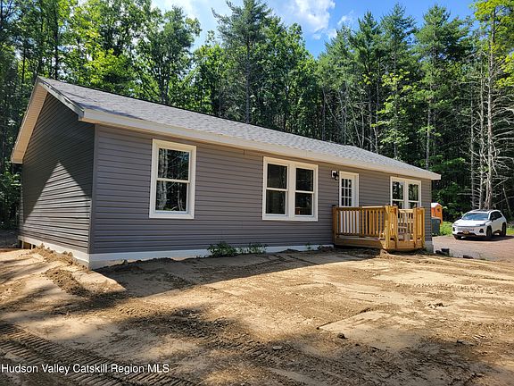 2nd image of 112 Klingermann Drive