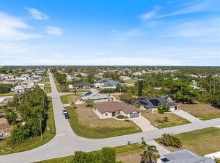 7145 Mamouth St, Englewood, FL 34224