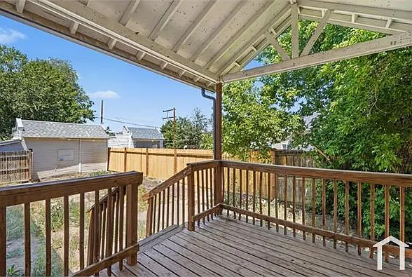 703 Meade St — Photo 19