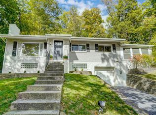 3645 Dogwood Ln, Cincinnati, OH 45213