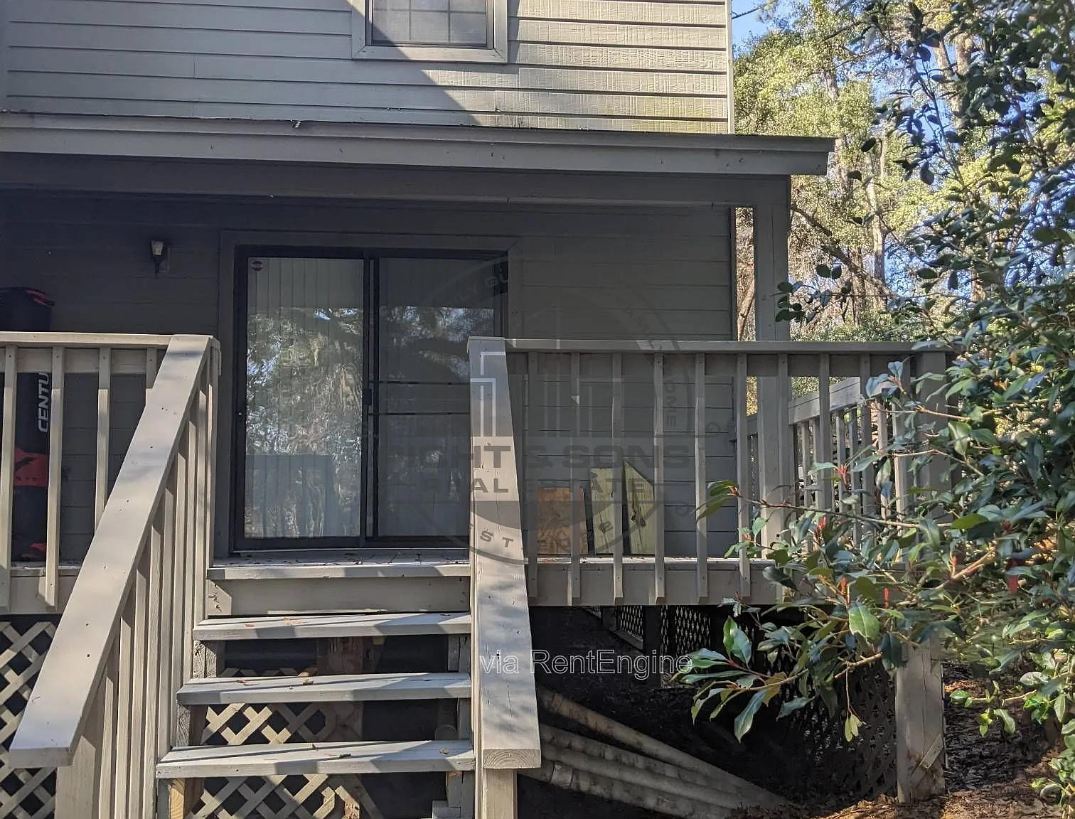 2 bed, 1.5 bath, 1024 sqft, $1,150 — Photo 2