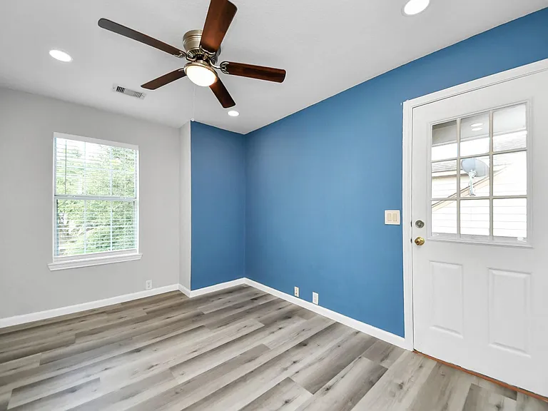 11027 Dellrose Crossing Dr — Photo 28
