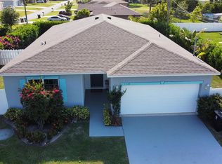 1522 SE Flintlock Rd, Port Saint Lucie, FL 34952
