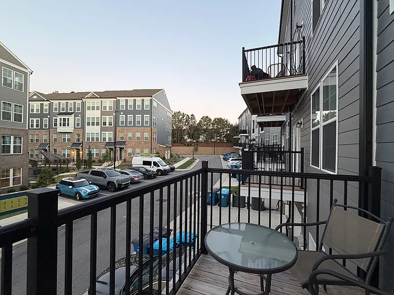 618 Market Grove Dr #100 — Photo 7