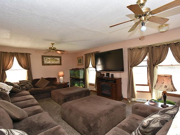 5th image of 4610 N Annhurst Dr