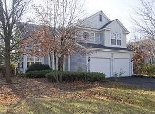 1136 Dorchester Ln, Bartlett, IL 60103