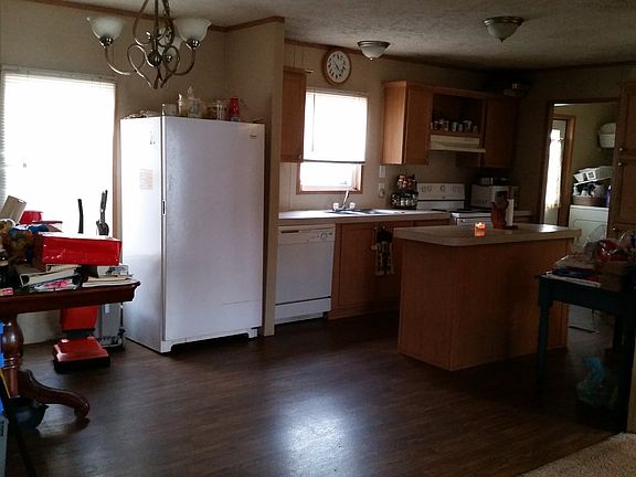 4th image of 278 N Elm Ct