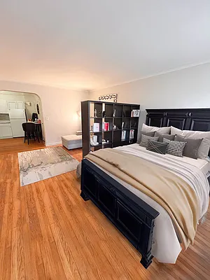 Rented by Corcoran | media 2