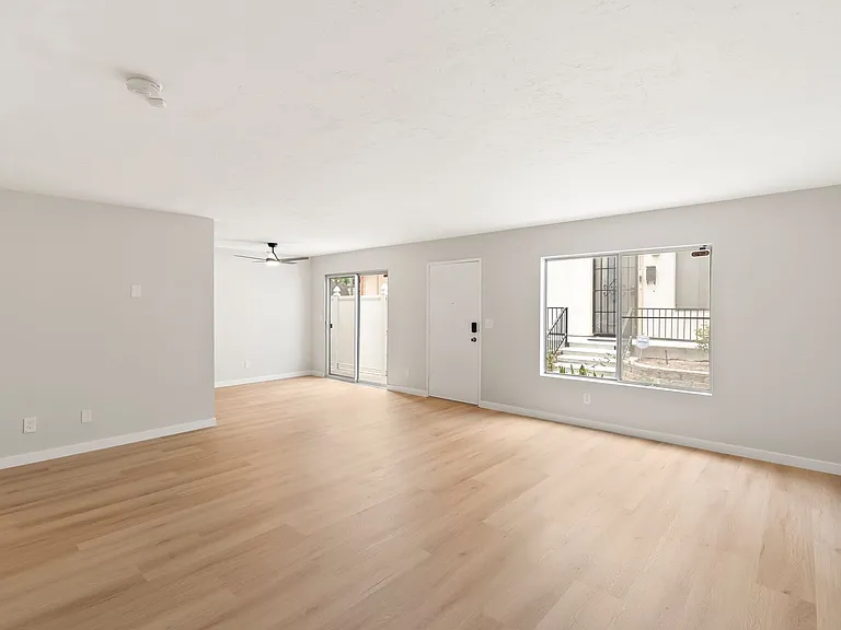 3908 Camphor Ln — Photo 4