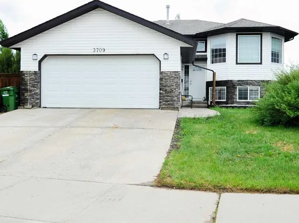 3709 W 69th St, Camrose, AB T4V 5B7