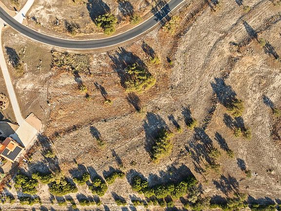 5th image of 287 Cedar Mountain Drive