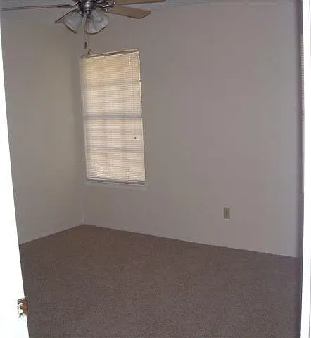 8400 Jamestown Dr #426 — Photo 7