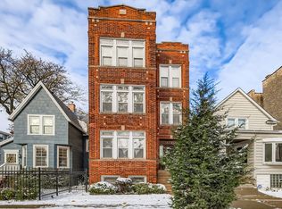 3720 W Eddy St, Chicago, IL 60618