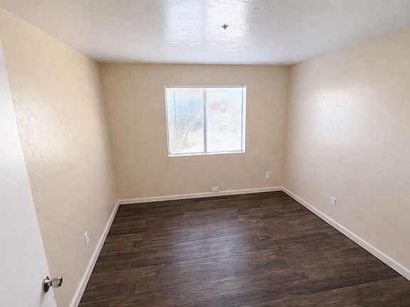 5th image of 1448 W Kilburn St #A