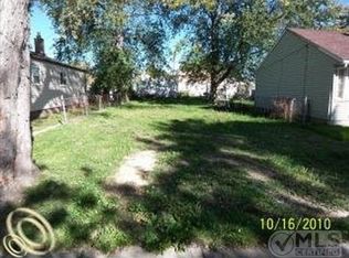 7565 Orchard Ave, Warren, MI 48091