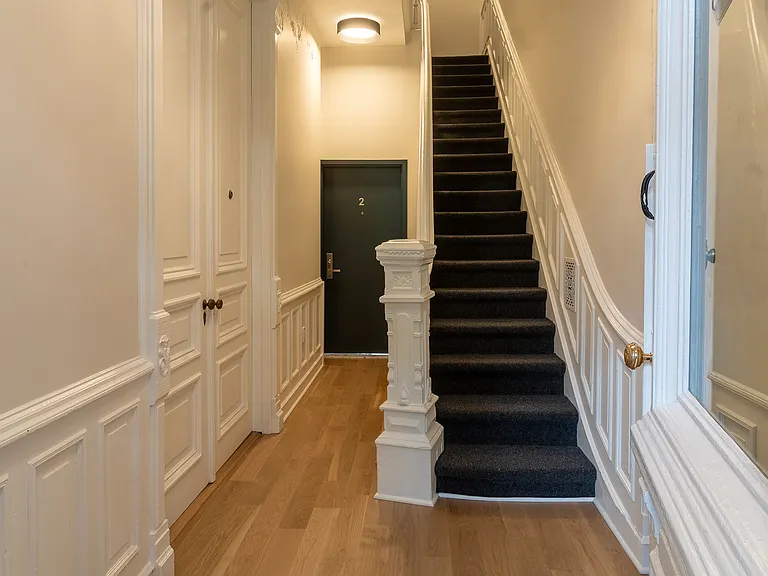 29 Herkimer St #4 — Photo 9