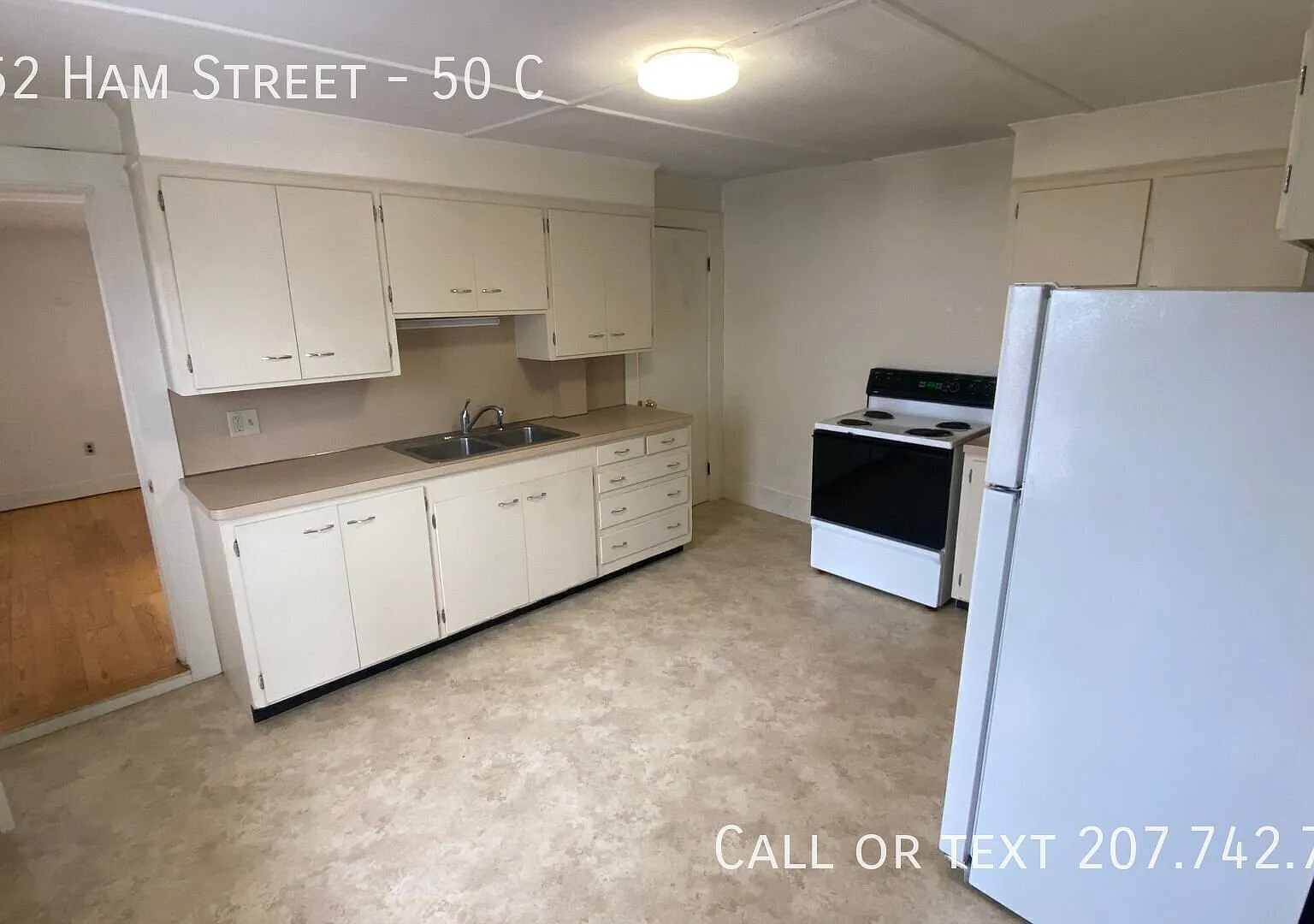 First Floor Two Bedroom close to Downtown Dover — Photo 2