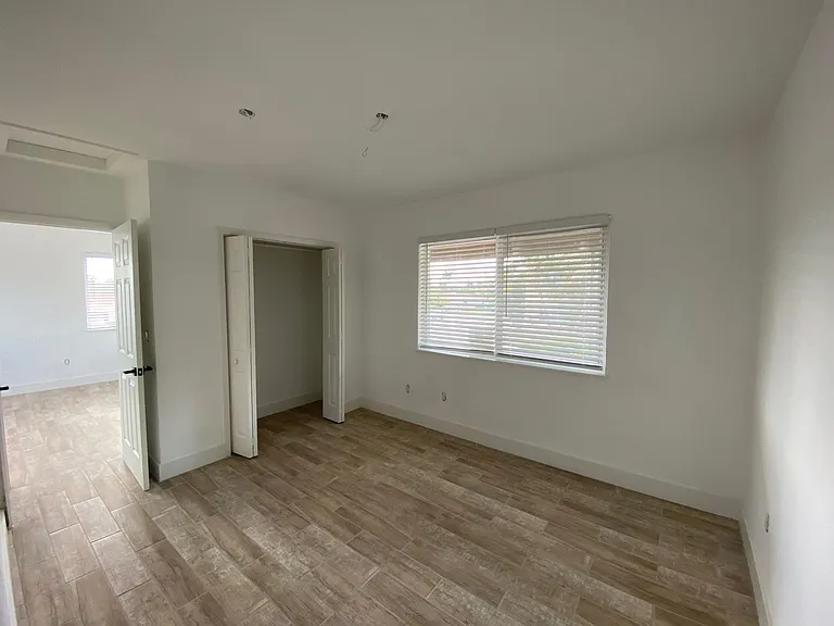 2190 SW 14th Ter — Photo 10