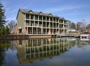 1529 Point Windy Dr #A, Jacksons gap, AL 36861