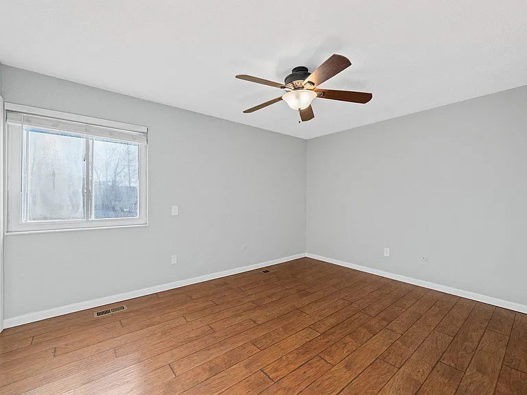 1118 Twistedoak Ct — Photo 18