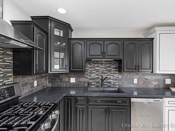 2nd image of 1807 Bridle Creek Dr SE