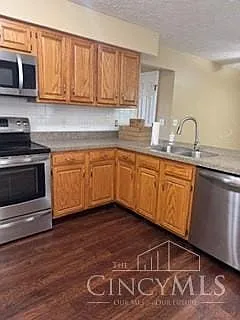 2899 Creekside Dr — Photo 5