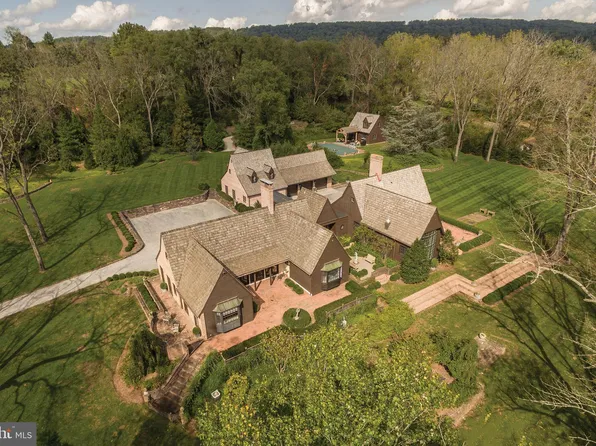 715 Street Rd, New Hope, PA 18938